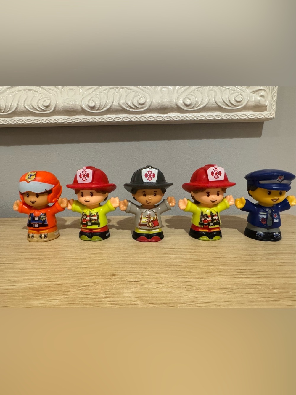 Lot Of 5 Fisher Price Little People Uniform Worker Fire Fighters, Police Officer